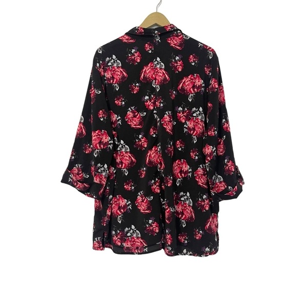 Catherine’s Black Red Rose Print 3/4 Sleeve Button Up Shirt Size 2X - Picture 2 of 5
